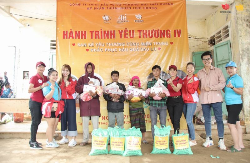 Mỹ phẩm thiên nhiên Linh Hương đồng hành cùng MC Công Tố với Hành trình yêu thương IV