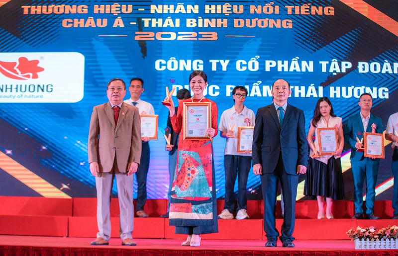 Dược mỹ phẩm Linh Hương đạt TOP10 thương hiệu Châu Á - Thái Bình Dương 2023
